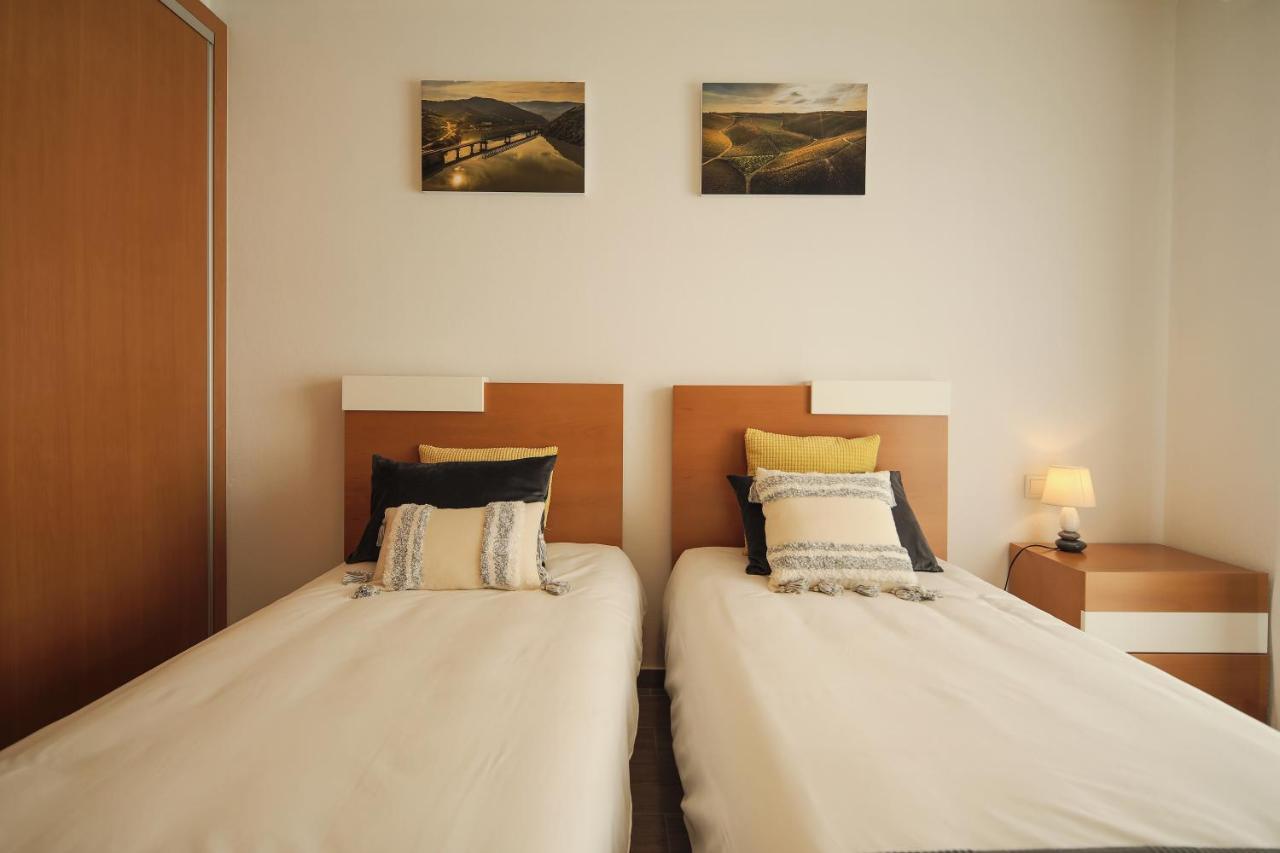 Casa Dos 4 Caminhos - Guest House Douro Peso da Régua Extérieur photo
